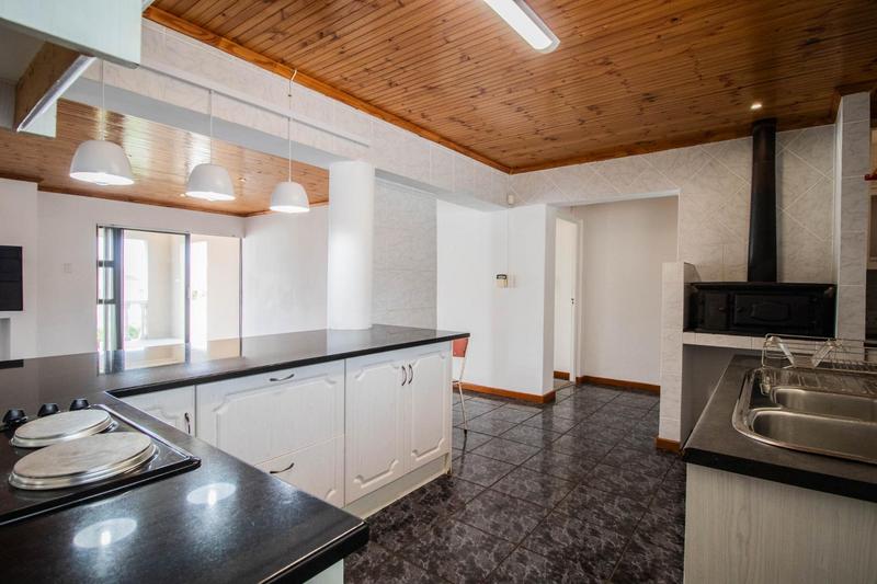 3 Bedroom Property for Sale in Country Club Western Cape